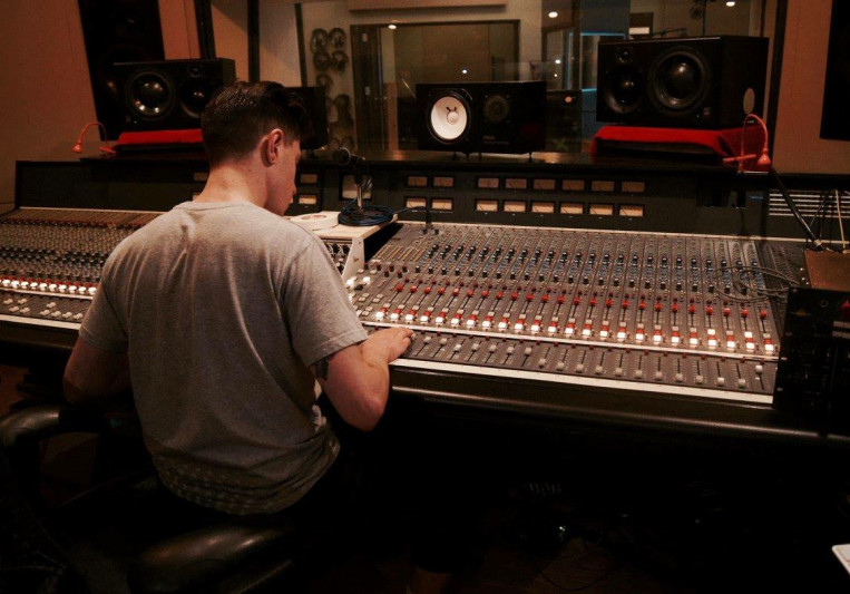James Trevascus on SoundBetter
