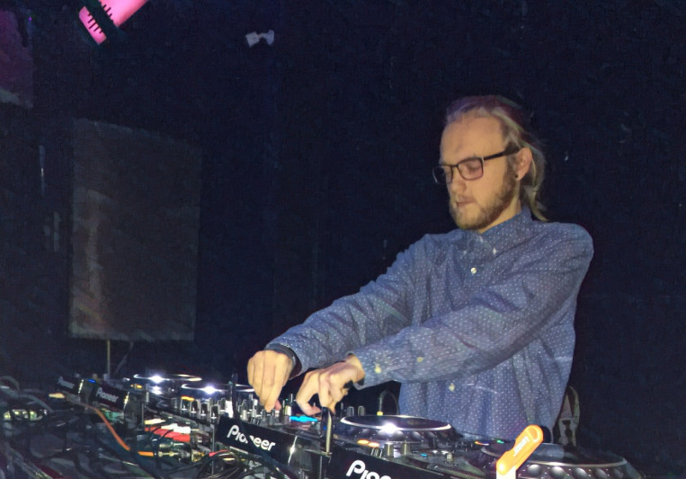 Luke Enderle on SoundBetter