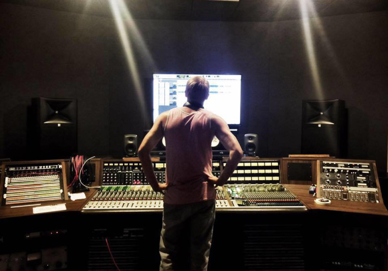 Chris Ray Productions on SoundBetter