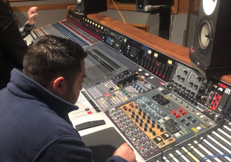J-Nav on SoundBetter