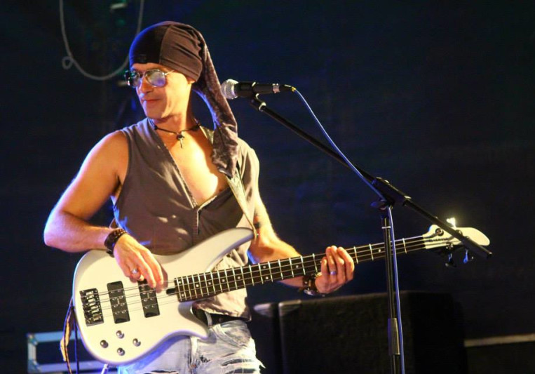 Helder Munhao on SoundBetter