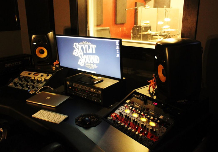 Skylit Sound on SoundBetter