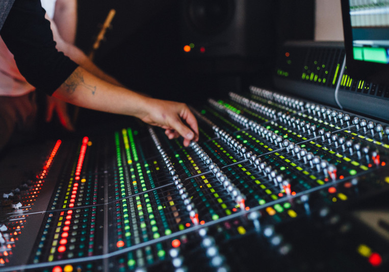Ilya Karmanov on SoundBetter