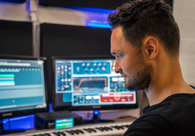 Roulsen on SoundBetter