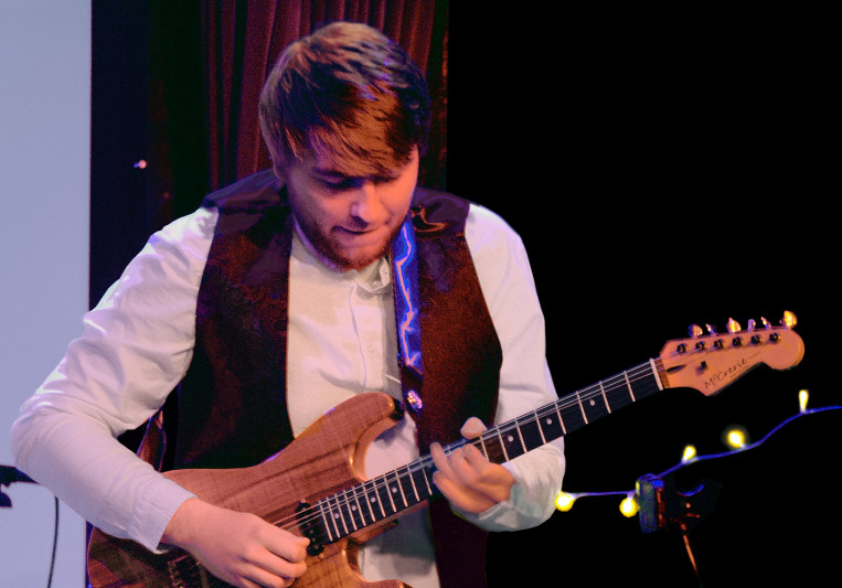 Oliver Day on SoundBetter