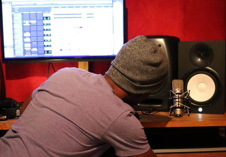 Gear Gods Studio on SoundBetter