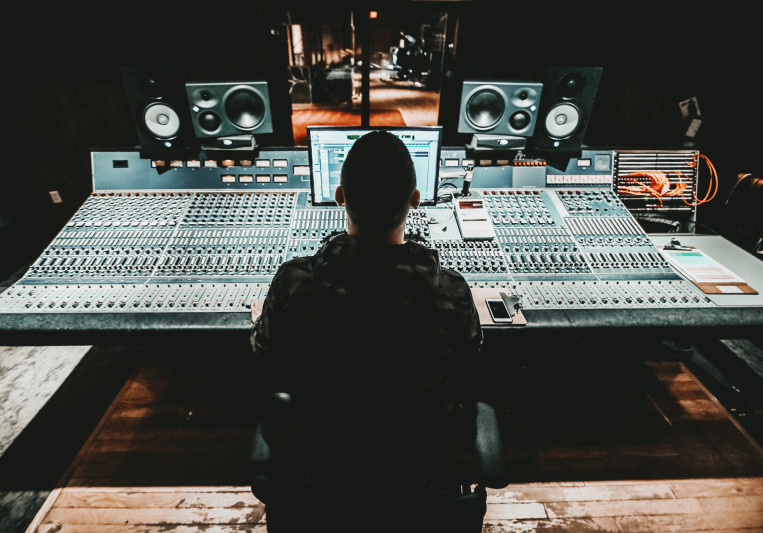 Jeff Crake on SoundBetter