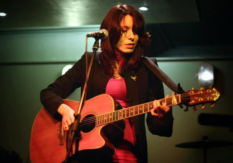 Rosie Rojo on SoundBetter