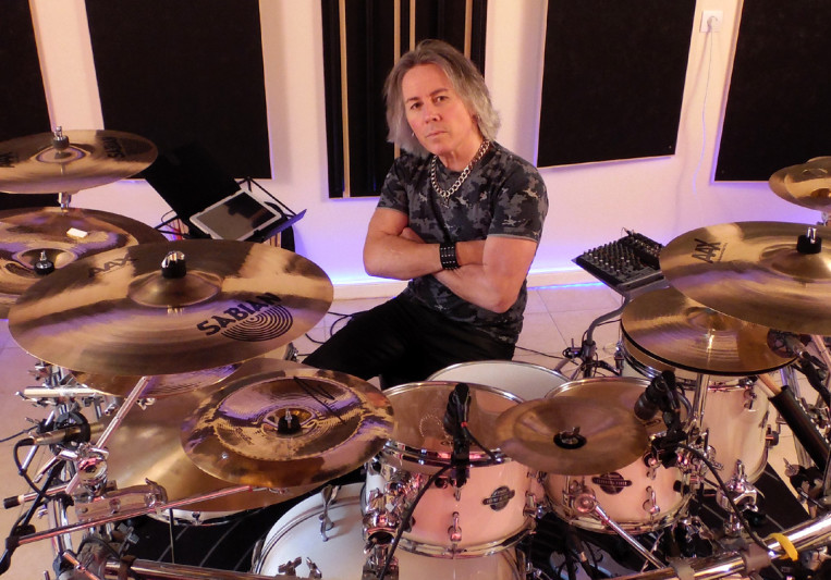 Garry King La Foret Studio on SoundBetter
