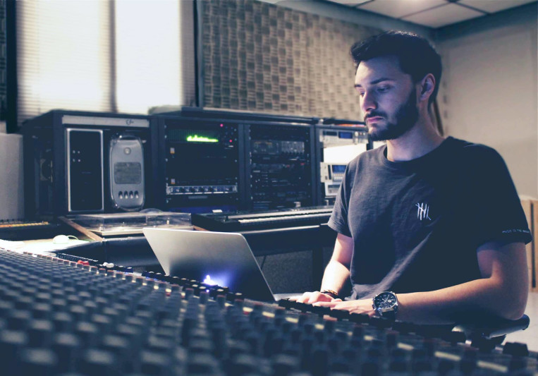Reklast on SoundBetter