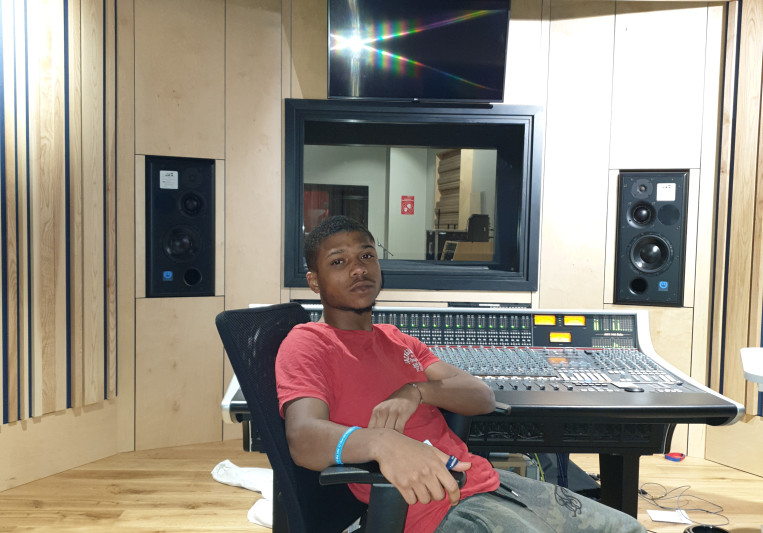 Eli on SoundBetter