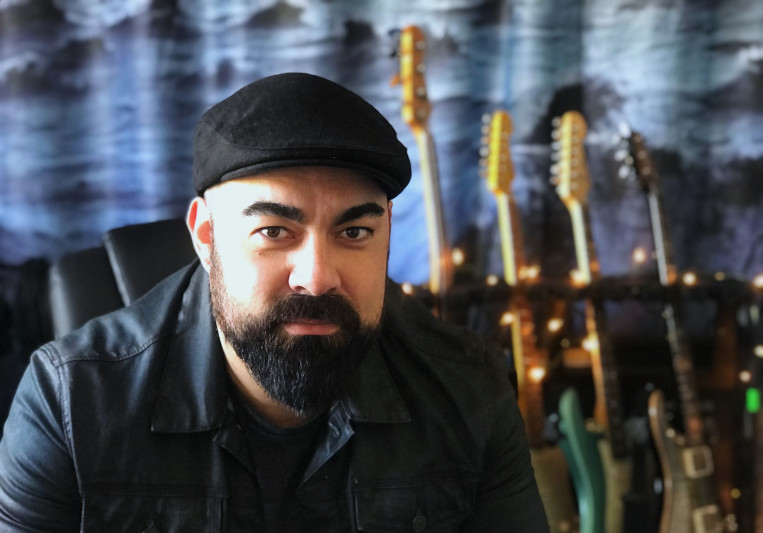 Alex "Grizz" Linares on SoundBetter