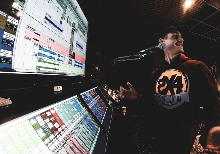 Blackroom Studios on SoundBetter