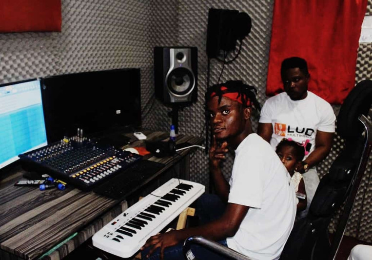 Bossu on SoundBetter