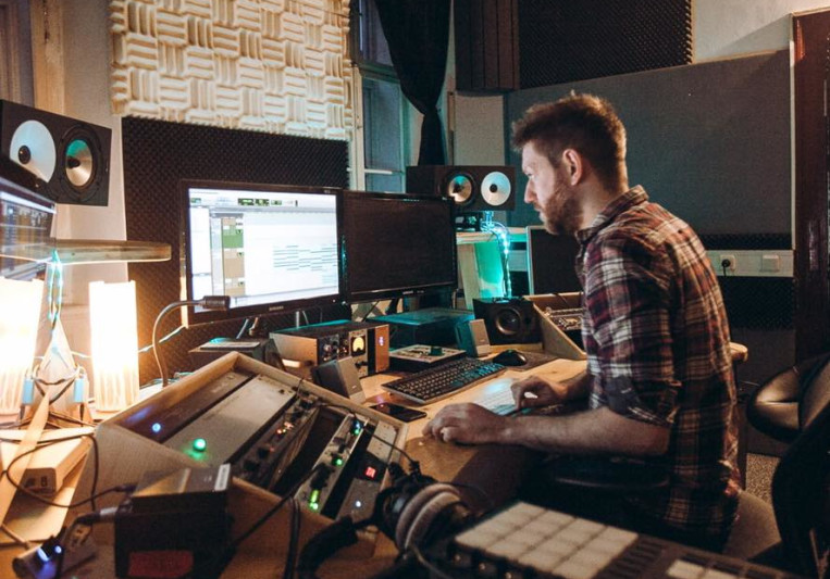 Daniel Fisher on SoundBetter