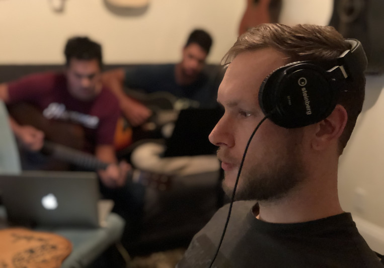 Mark Dorflinger on SoundBetter