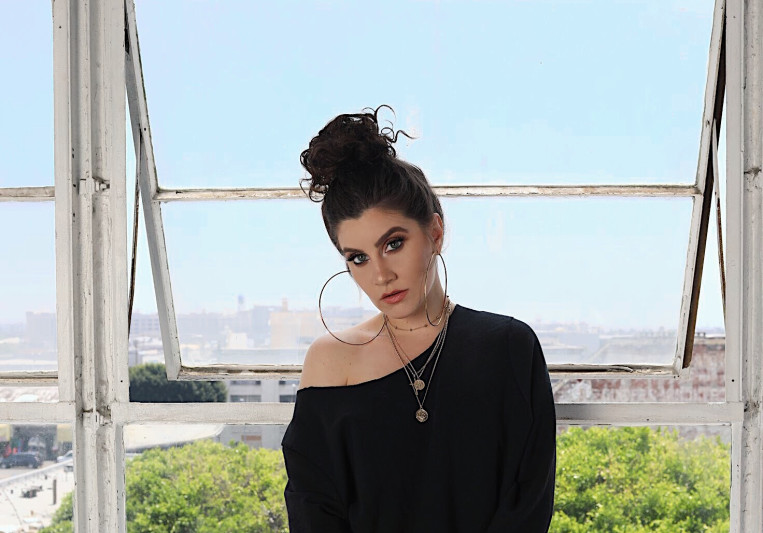 Maria Z on SoundBetter