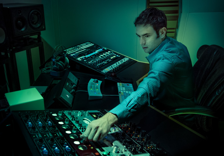 FDM MÚSICA on SoundBetter
