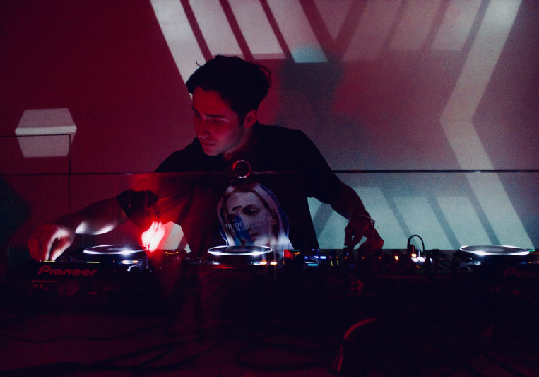 Elliot F. on SoundBetter