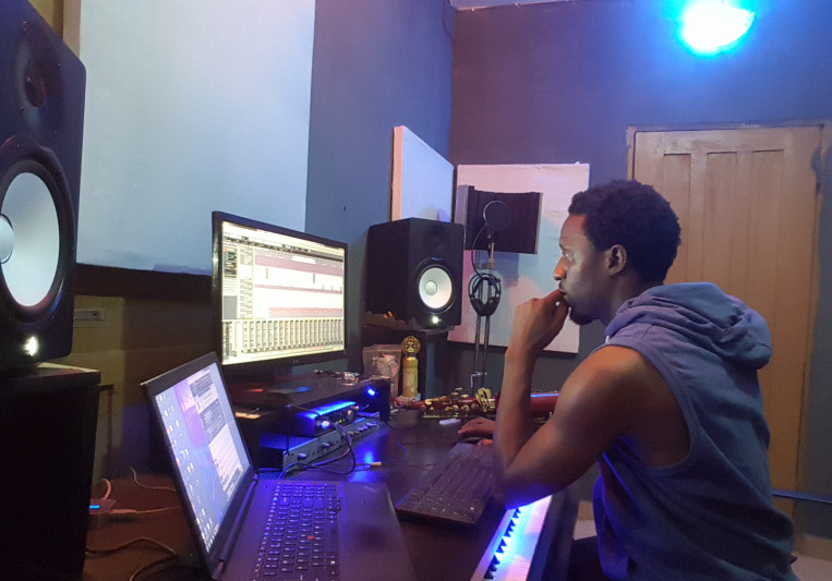 Sean Larry on SoundBetter