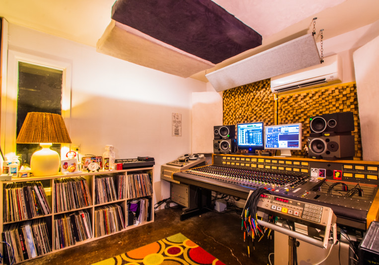 Mr. Pink Records on SoundBetter