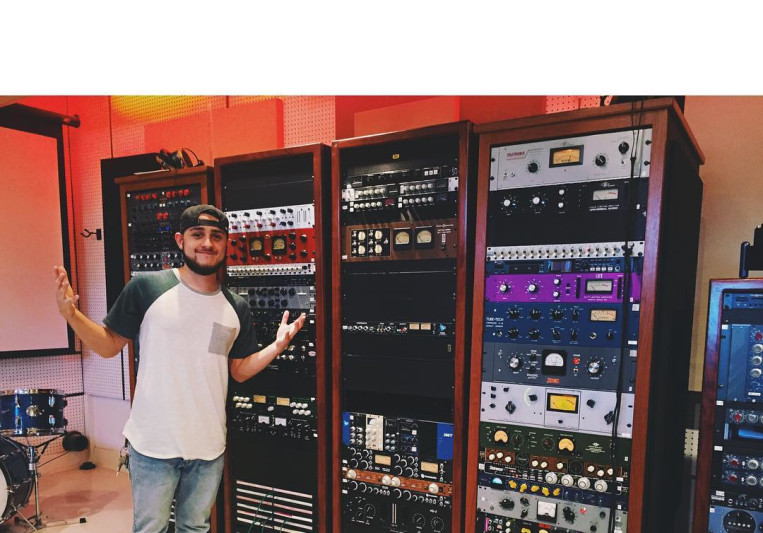 Anthony Paul on SoundBetter