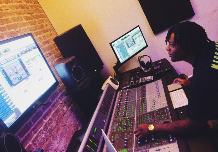 CHA$E on SoundBetter