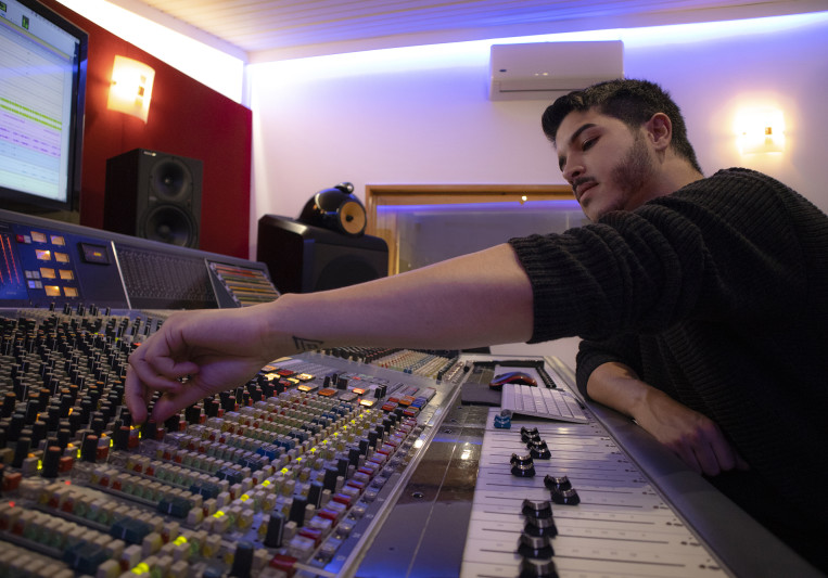 Kenji on SoundBetter