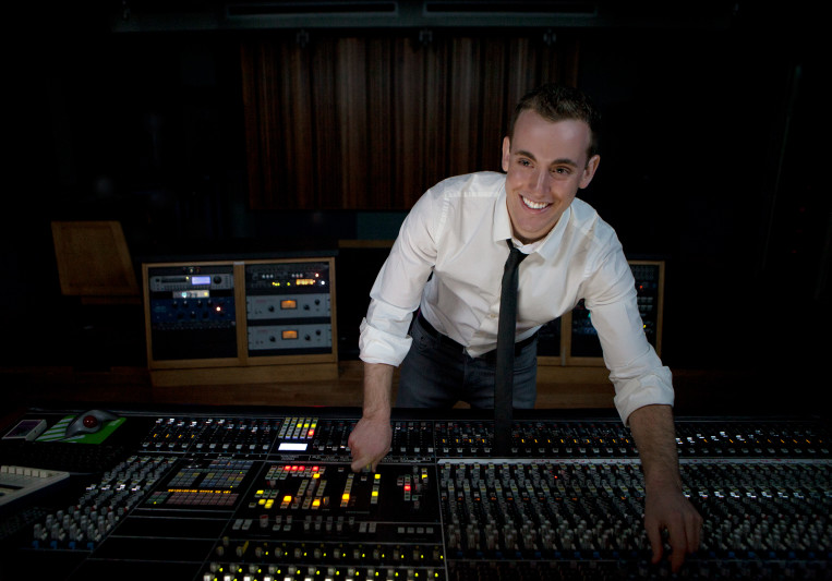 Jason Moss on SoundBetter