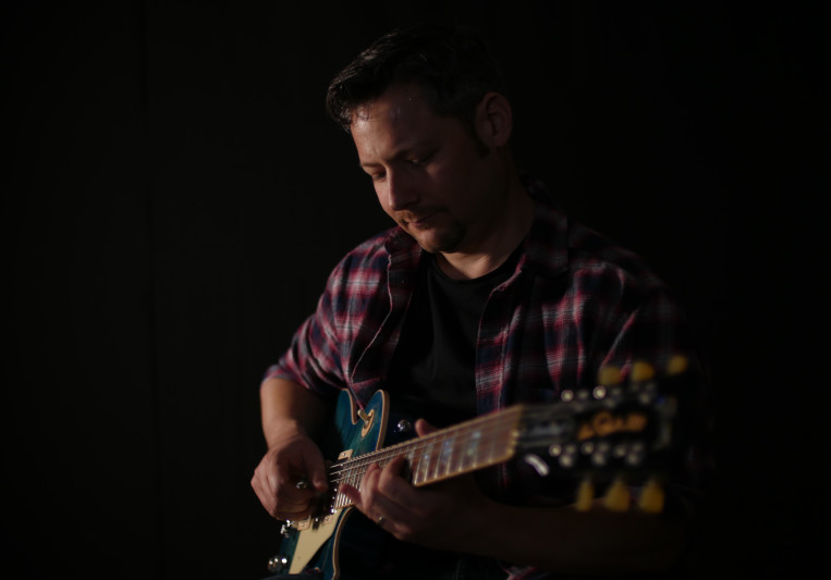 Udiguitar on SoundBetter