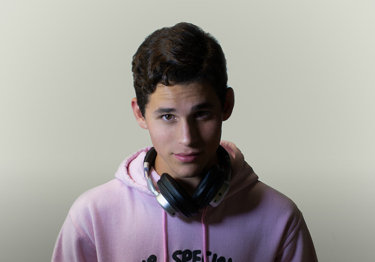 Divite on SoundBetter
