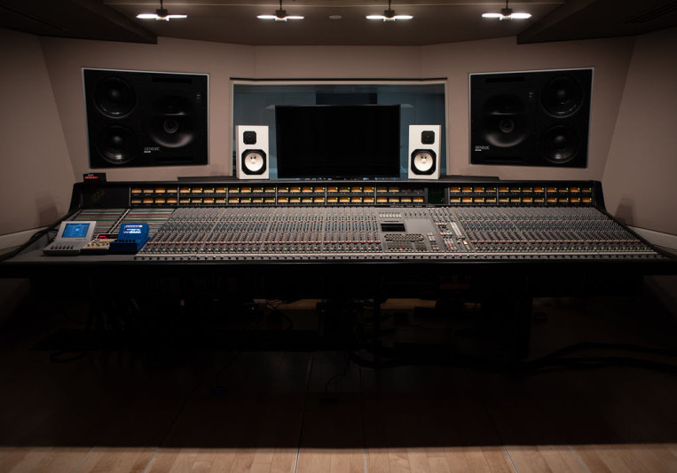 Chuck Carvalho on SoundBetter