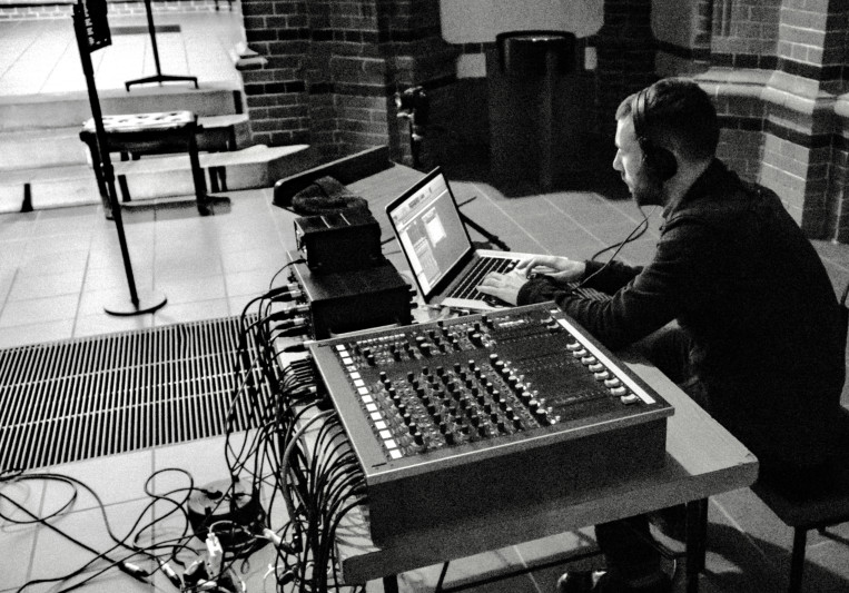 Friedrich Stoermer on SoundBetter