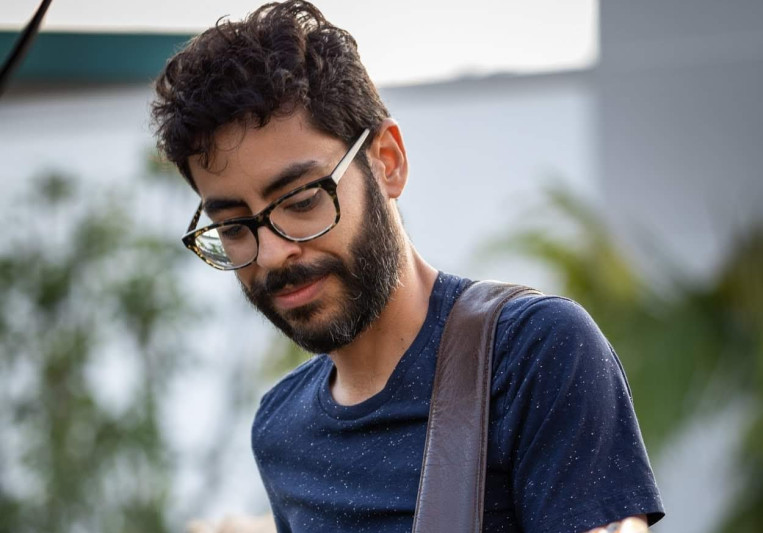 Enrique Hinojosa on SoundBetter