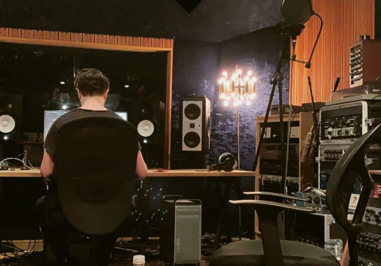 bybloodla on SoundBetter
