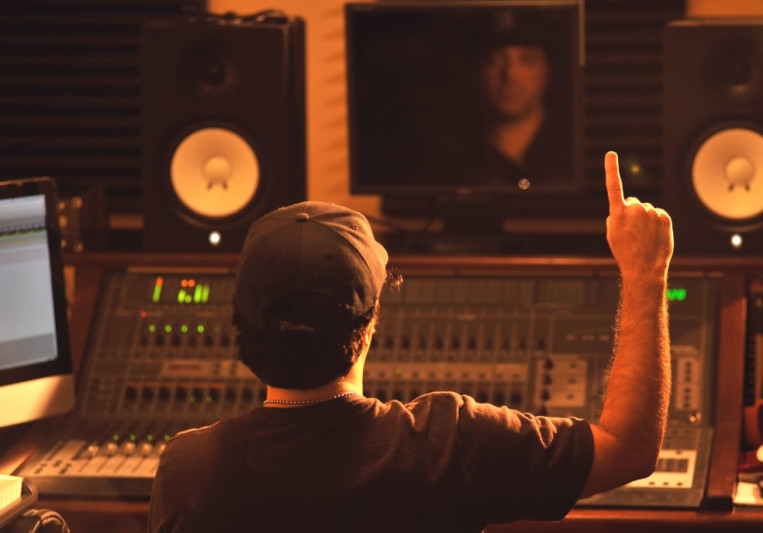 Joe Dancsak on SoundBetter