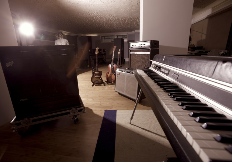 recording studio qflm on SoundBetter