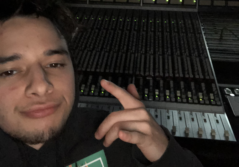 Michael Angelo on SoundBetter