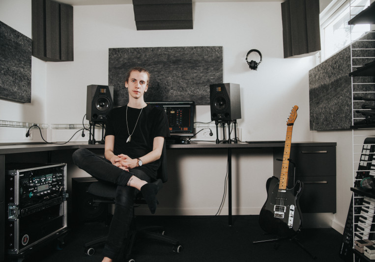 Silver Sun Studios on SoundBetter
