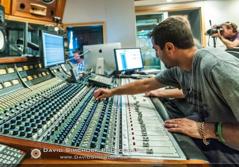 Josh Blake Music on SoundBetter