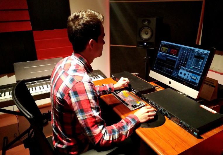 Nicolas David on SoundBetter