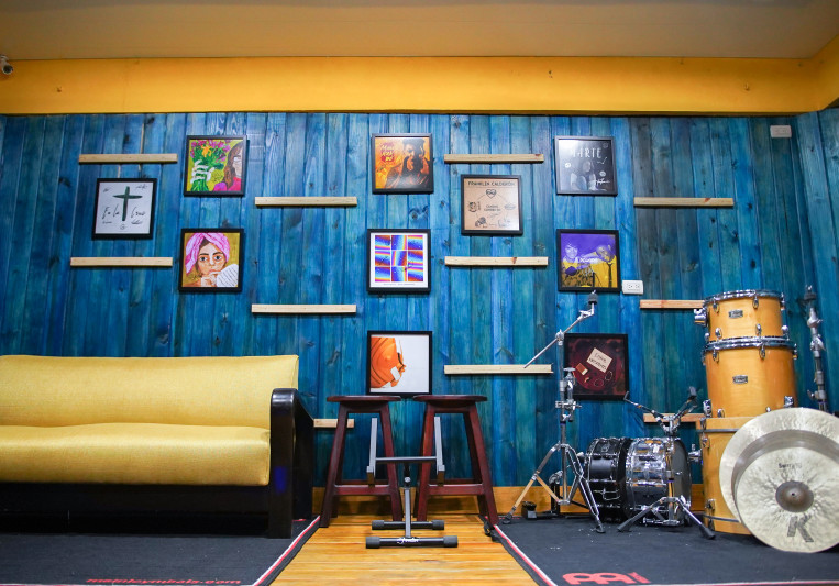 32studio on SoundBetter