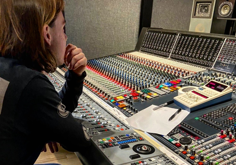 Tay on SoundBetter