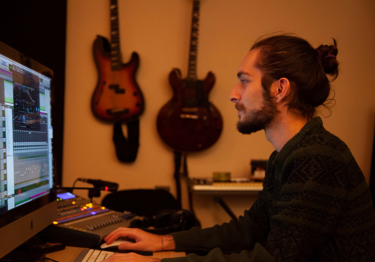 Lasha Ugulava on SoundBetter