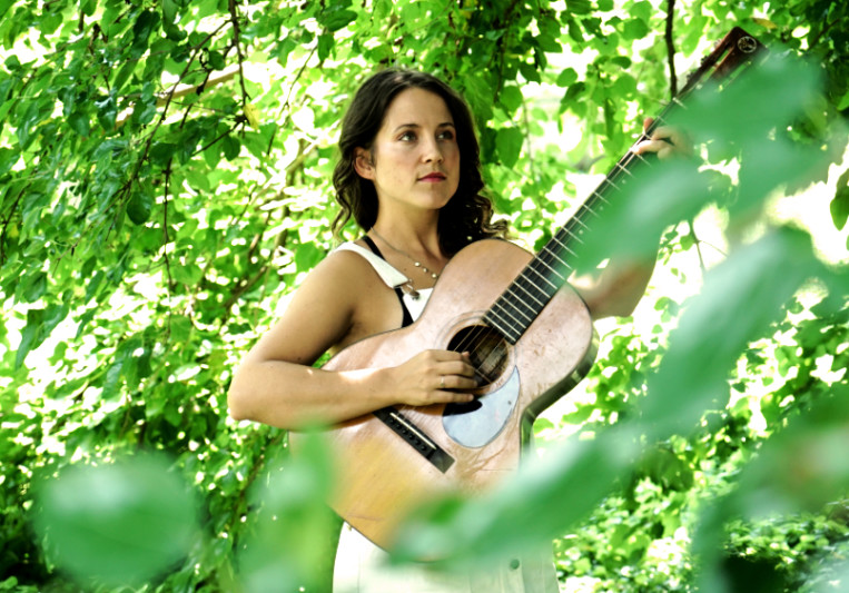 Lauren Balthrop on SoundBetter