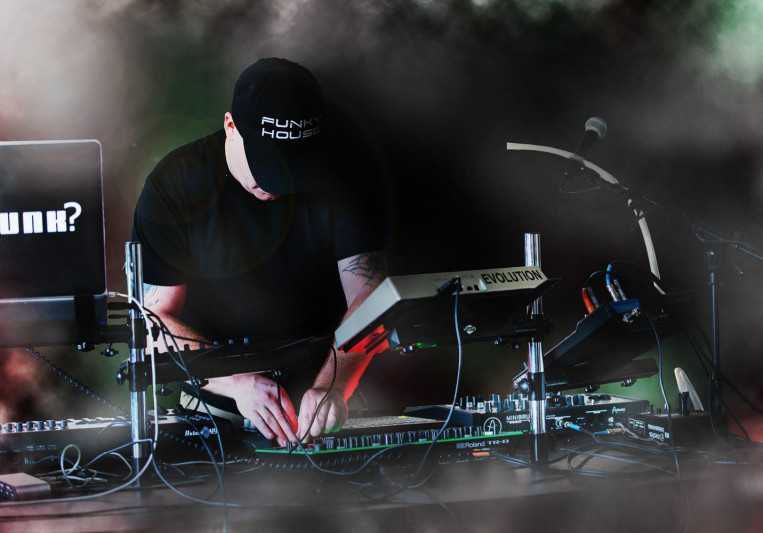 Josh McCann on SoundBetter