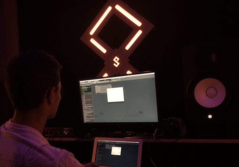 Malcolm Zeller on SoundBetter