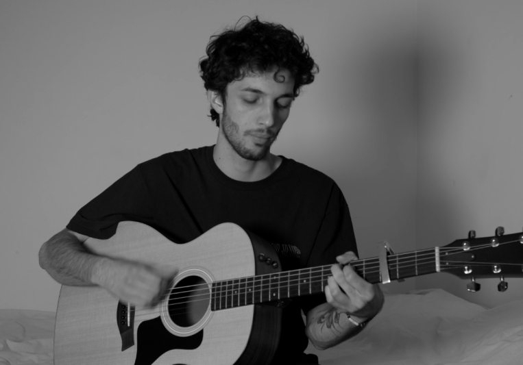 Aleonguitar on SoundBetter
