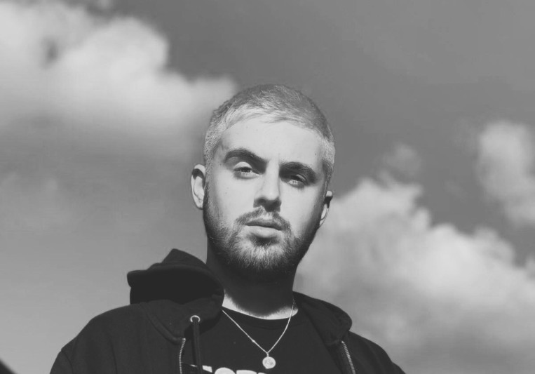 AJ on SoundBetter