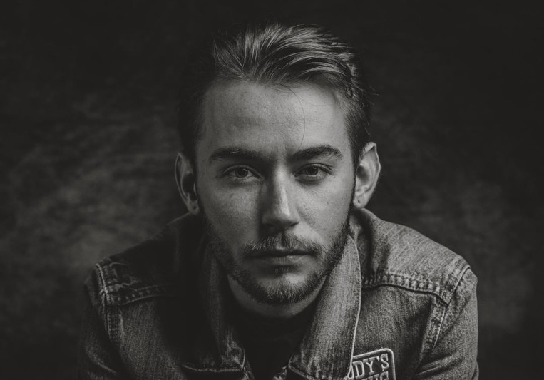Elijah Newman on SoundBetter